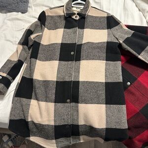 Don’t use this jacket Steve Madden size small